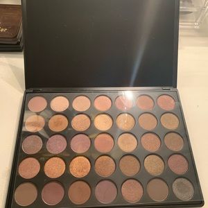 Morphe Makeup - Morphe 35T Taupe Eyeshadow Palette Morphe Makeup - Morphe 35T Taupe Eyeshadow Palette
